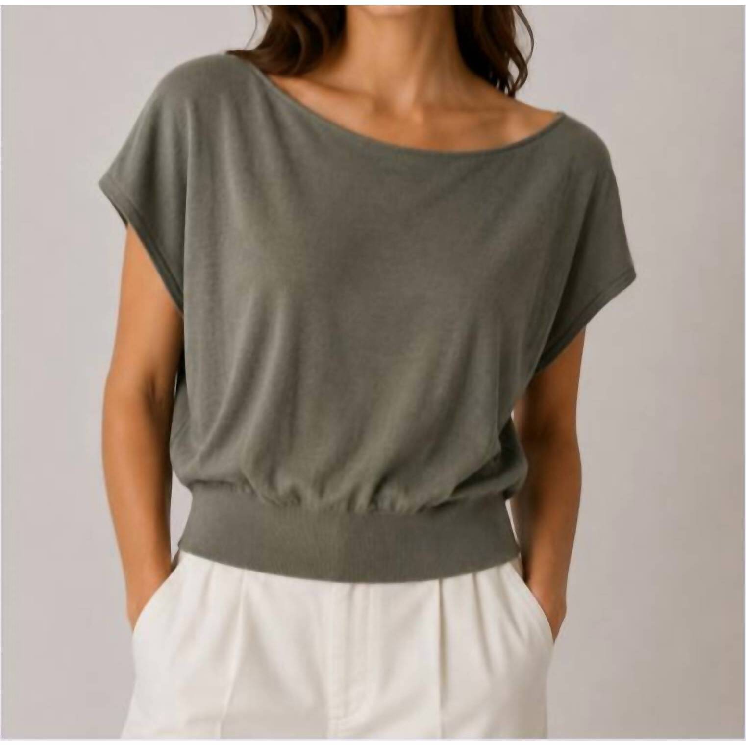 New Autumn Cashmere Off The Shoulder Boxy Tee In Seaweed